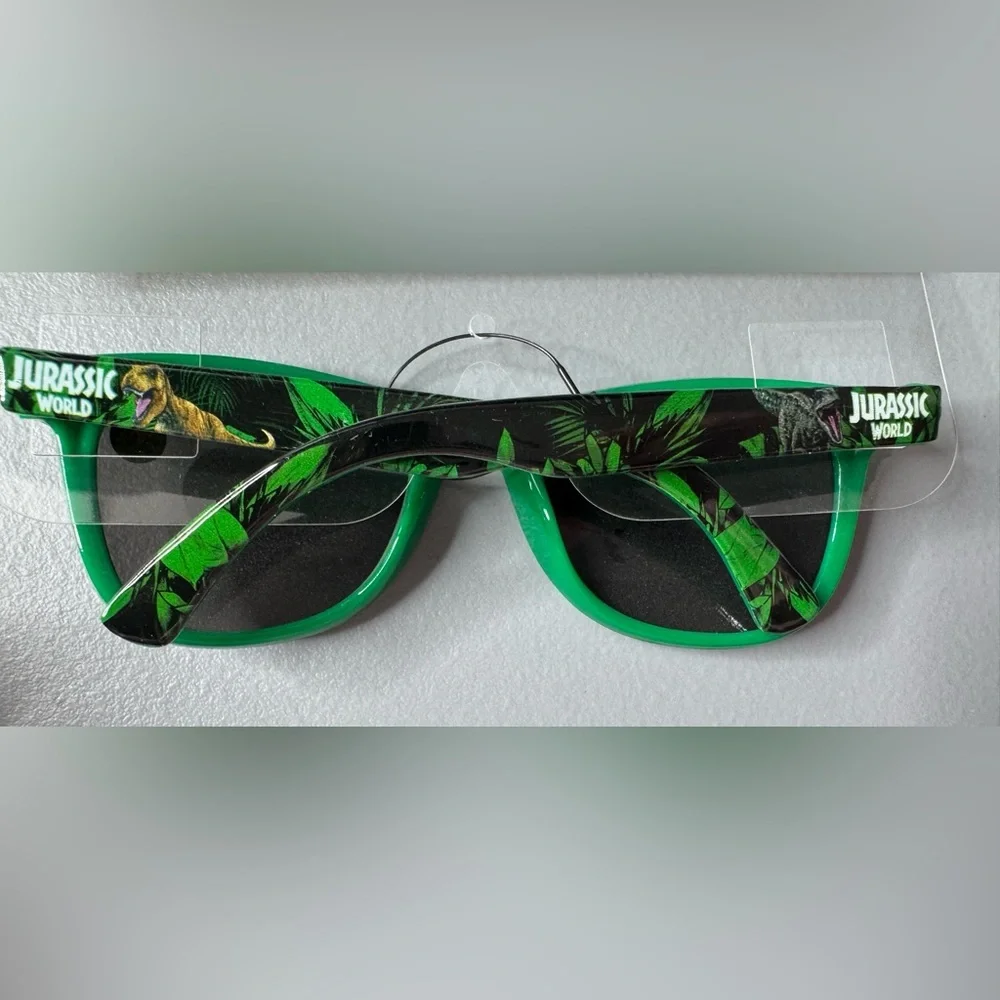 Jurassic World dominion dinosaurs Kids Green Sunglasses 100% uv protection